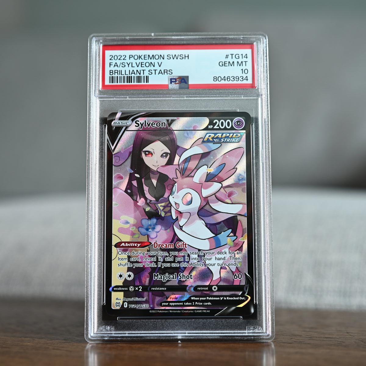 Sylveon V TG14/TG30 PSA 10